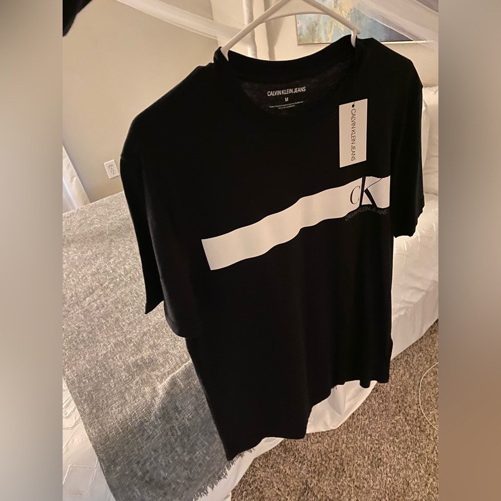 Calvin Klein Black T-Shirt For Sale
